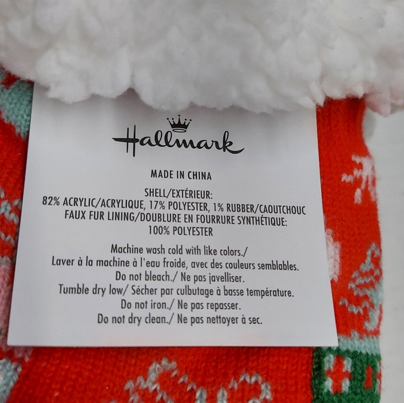 Christmas Socks 2024 VIP by Hallmark - Picture 3 of 8